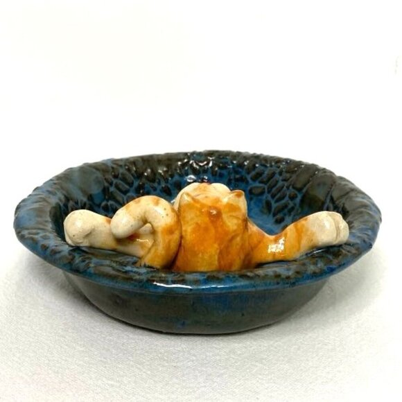 Art Pottery Dish Cat in Bathtub Pool Hot Tub Whimsical Signed Cooley - Picture 4 of 7